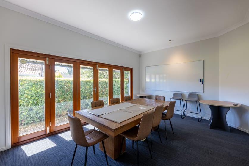 Click to view all images 16 Bienvenue Drive Currumbin Waters QLD 4223 - Image 2