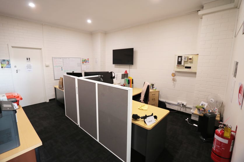 Click to view all images 1A/268-270 Invermay Road Mowbray TAS 7248 - Image 3