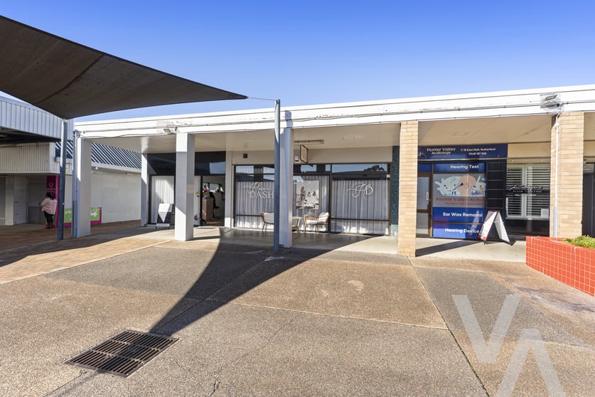 Click to view all images 14-16 East Mall Rutherford NSW 2320 - Image 1