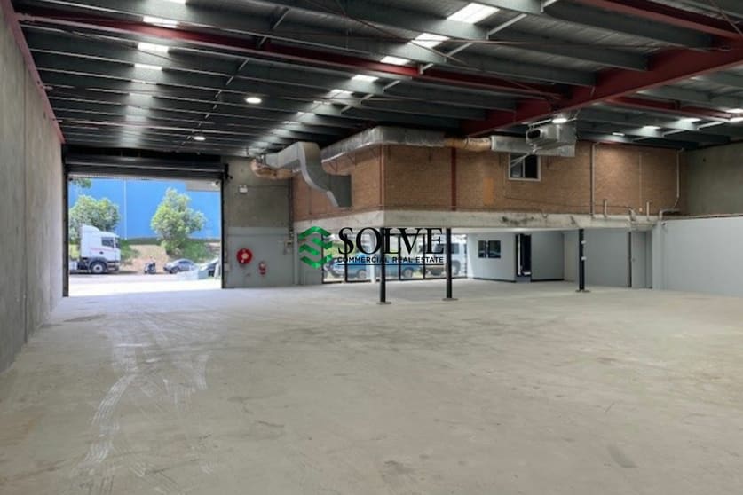 Click to view all images 1/1 Bearing Road Seven Hills NSW 2147 - Image 2