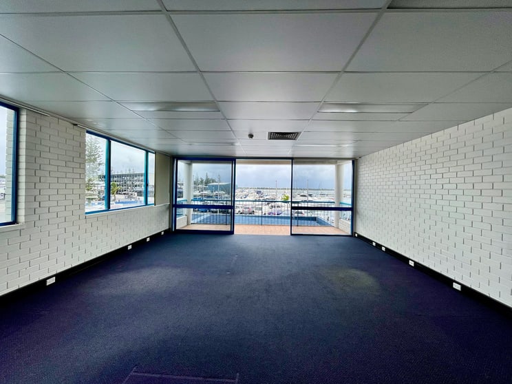 Click to view all images Suite 6/247 Bayview Street Runaway Bay QLD 4216 - Image 3