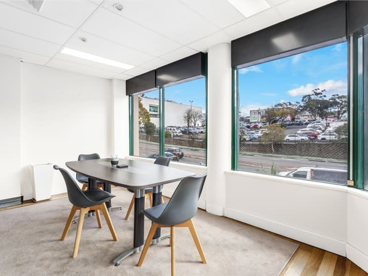 Click to view all images 6/25 Terminus Street Castle Hill NSW 2154 - Image 2