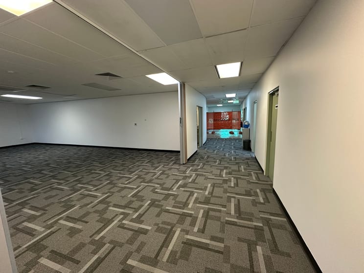 Click to view all images Level 1/162 Bolsover Street Rockhampton City QLD 4700 - Image 3