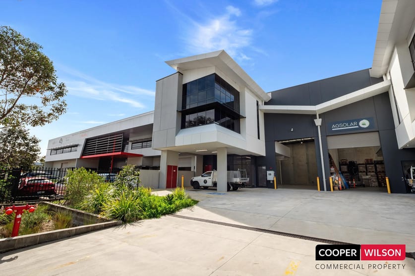 Click to view all images 1/11 Wurrook Circuit Caringbah NSW 2229 - Image 1