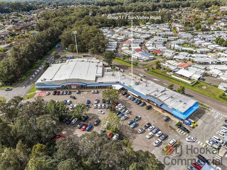 1/7 Sun Valley Road Green Point NSW 2251 - Image 2