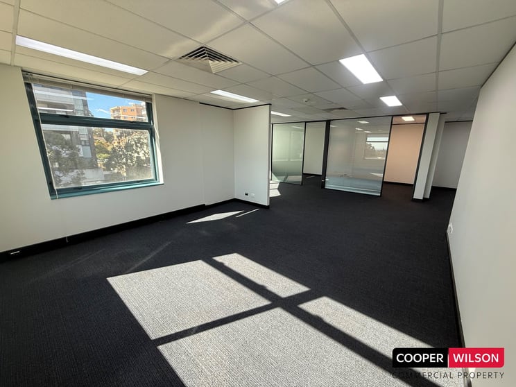 Click to view all images Suite 3 Level 1/33-35 Belmont Street Sutherland NSW 2232 - Image 2