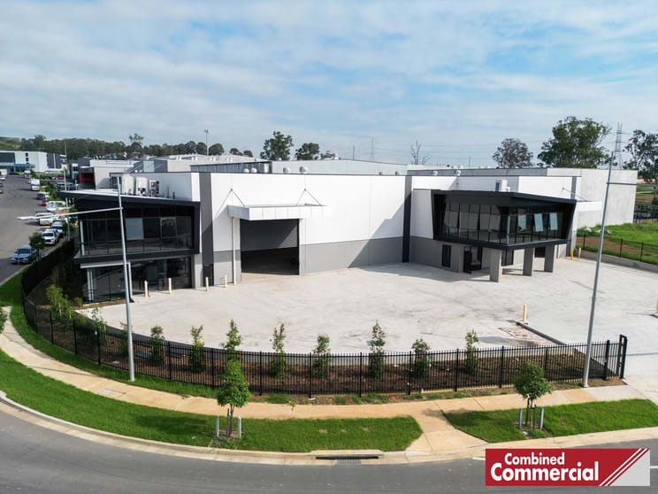 Click to view all images 2 Flood Street Oran Park NSW 2570 - Image 3