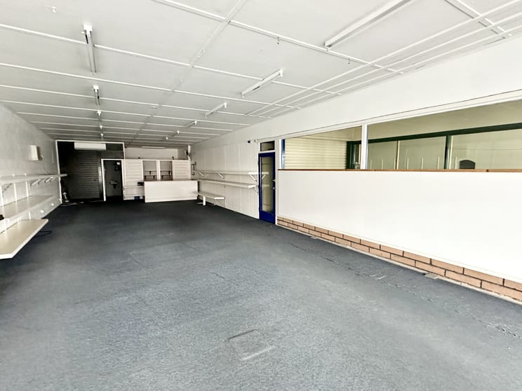 Click to view all images 83 Woolshed Street Bordertown SA 5268 - Image 2