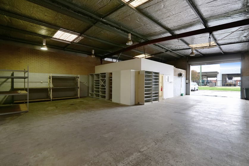 3/122-124 Dowd Street Welshpool WA 6106 - Image 3