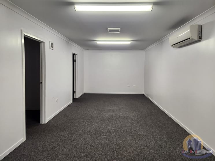 Click to view all images Shop 3/44 Princess Street Bundaberg East QLD 4670 - Image 3