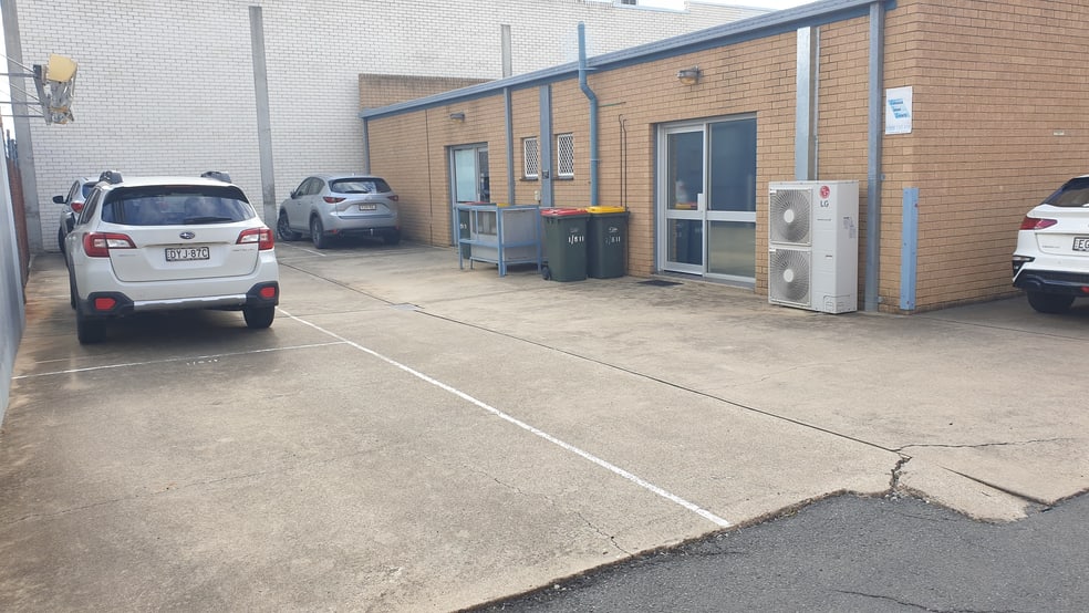Click to view all images 1/511 Peel St Tamworth NSW 2340 - Image 3
