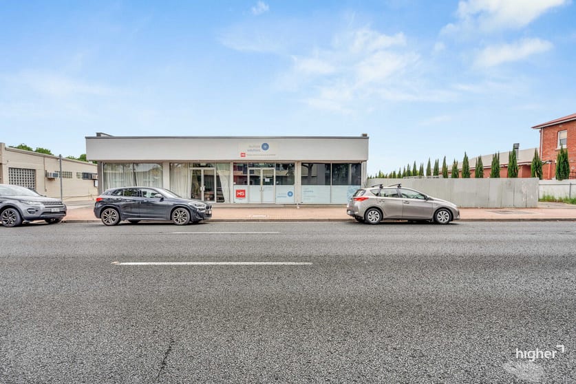Click to view all images 98 Henley Beach Road Mile End SA 5031 - Image 3
