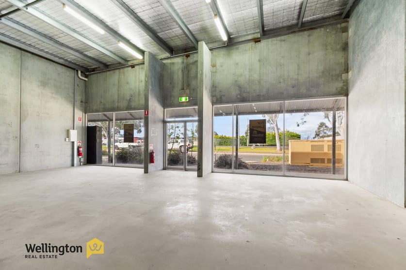 5/59 Princes Hwy Sale VIC 3850 - Image 2