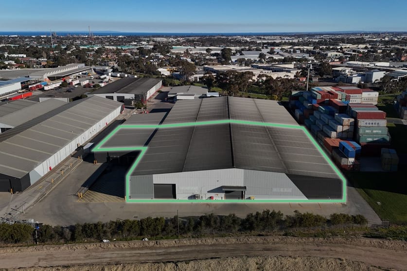 Click to view all images 6B/600 Geelong Road Brooklyn VIC 3012 - Image 1