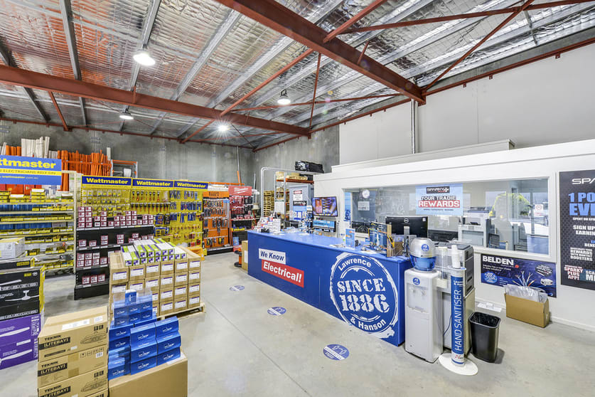 Click to view all images Unit 2, 27 Seaford Road Seaford Meadows SA 5169 - Image 3