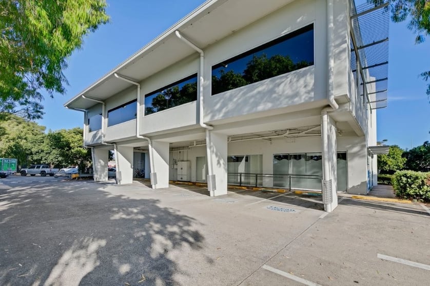 Click to view all images 5/3 Kawana Island Boulevard Warana QLD 4575 - Image 2