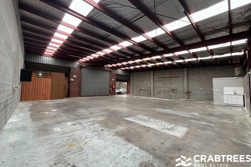 Click to view all images 31 Garden Road Clayton VIC 3168 - Image 1