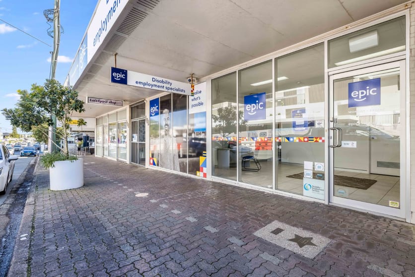 Click to view all images 101 Bulcock Street Caloundra QLD 4551 - Image 2