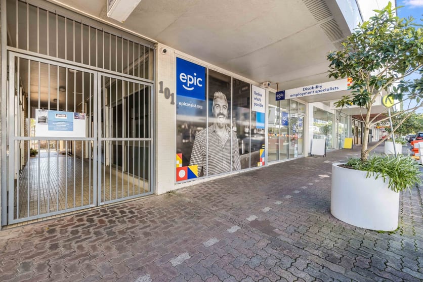 Click to view all images 101 Bulcock Street Caloundra QLD 4551 - Image 3