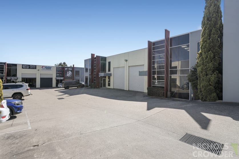 Click to view all images 6/389 McClelland Drive Langwarrin VIC 3910 - Image 2