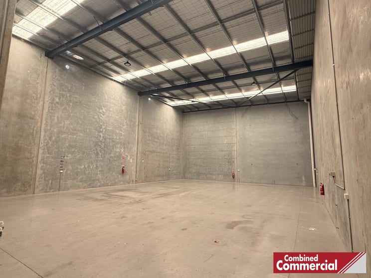 Click to view all images 3/63 Smeaton Grange Road Smeaton Grange NSW 2567 - Image 3