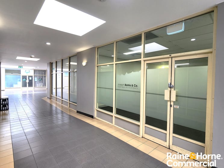 Click to view all images Shops 9 & 10/Macquarie Street, Lachlan Court Windsor NSW 2756 - Image 1
