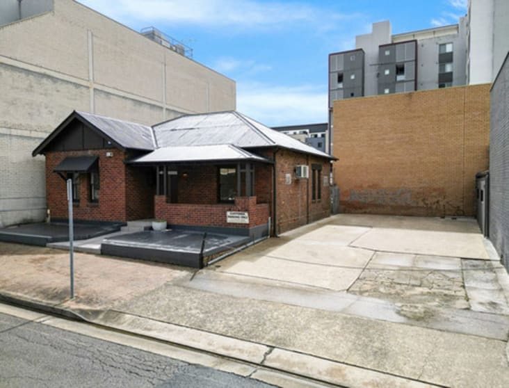 Click to view all images 12 Palmer Street Parramatta NSW 2150 - Image 2