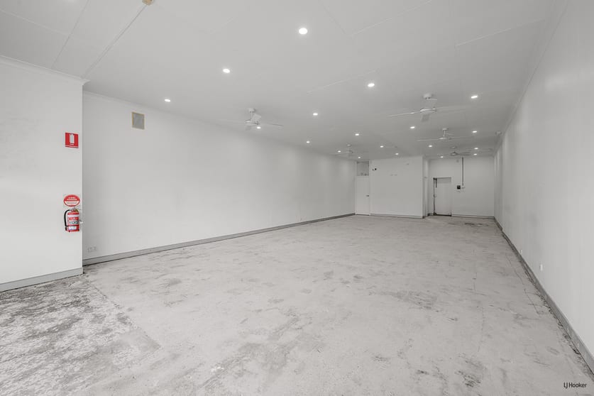 2/2453 Gold Coast Highway Mermaid Beach QLD 4218 - Image 2