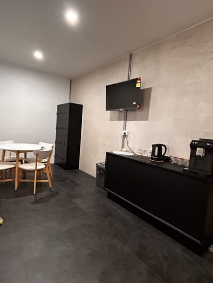 Click to view all images 16/10 Graham St Melton VIC 3337 - Image 3