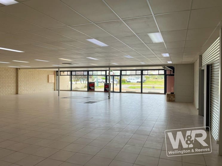 Click to view all images 32 Graham Street Centennial Park WA 6330 - Image 2