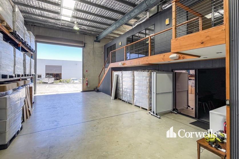 Click to view all images 6/32 Junction Road Burleigh Heads QLD 4220 - Image 1