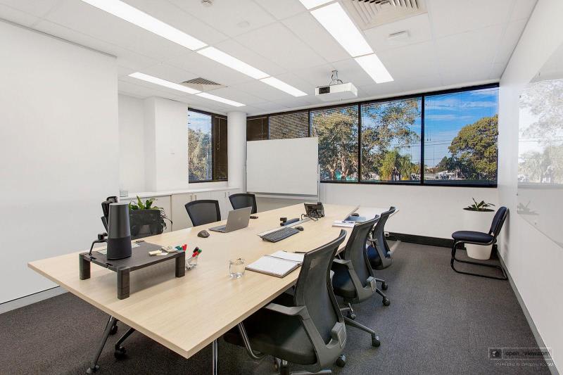 Click to view all images Brookvale NSW 2100 - Image 2