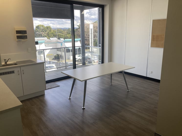 Click to view all images 27-29/42-44 King Street Caboolture QLD 4510 - Image 1