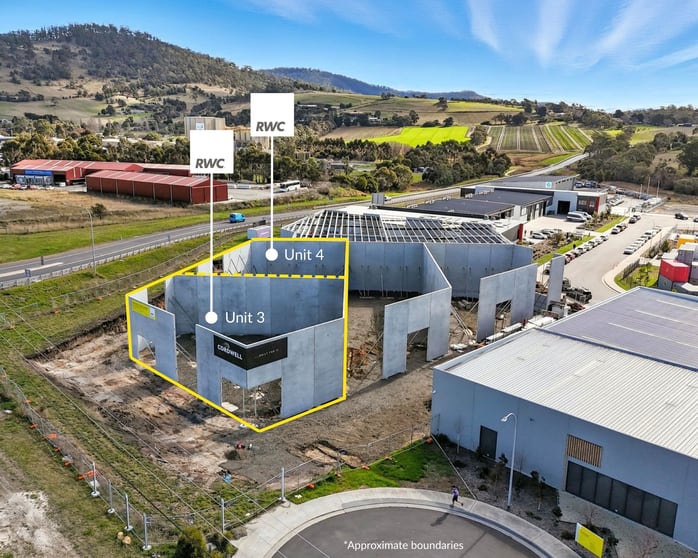 Click to view all images 3 & 4/9 Abernant Way Cambridge TAS 7170 - Image 1