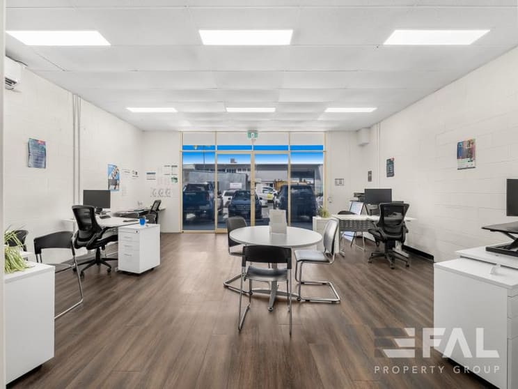 Click to view all images Shop 6/727 Deception Bay Road Rothwell QLD 4022 - Image 1