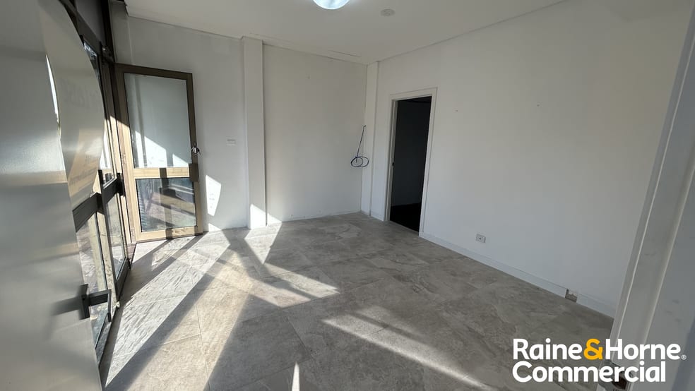 Click to view all images 1B/88 Bathurst Street Liverpool NSW 2170 - Image 3