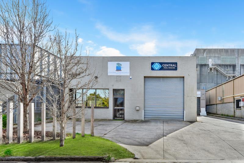 Click to view all images 16 Treforest Drive Clayton VIC 3168 - Image 1