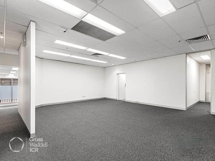 Click to view all images 746 Swanston Street Carlton VIC 3053 - Image 2