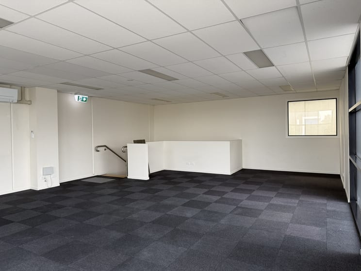 Click to view all images 1/33 Industrial Circuit Cranbourne West VIC 3977 - Image 2