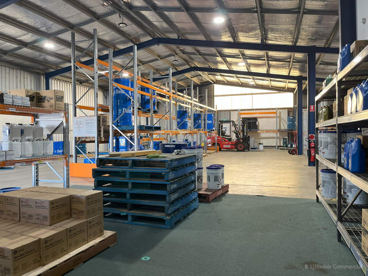 Click to view all images 18080 Warrego Highway Dalby QLD 4405 - Image 3