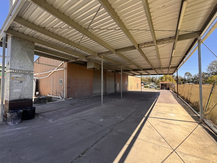 Click to view all images 6 Centenary Place Logan Village QLD 4207 - Image 3
