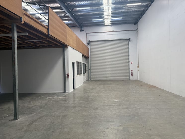 Click to view all images 13/14 Hopper Avenue Ormeau QLD 4208 - Image 2