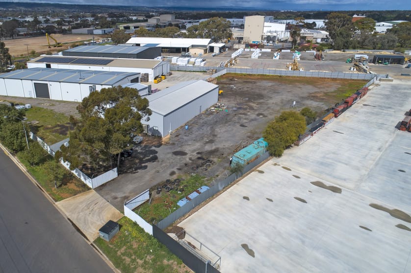 Click to view all images 11 Kingstag Crescent Edinburgh North SA 5113 - Image 1