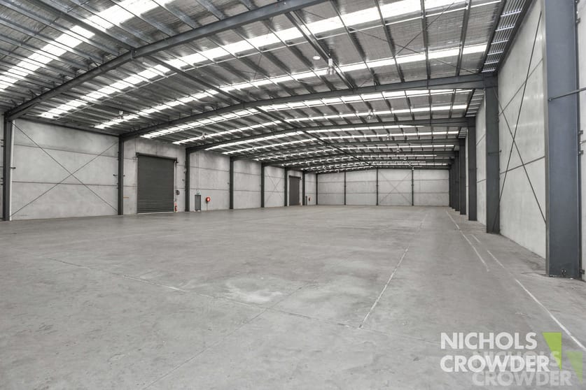 Click to view all images 97 Frankston Gardens Drive Carrum Downs VIC 3201 - Image 2