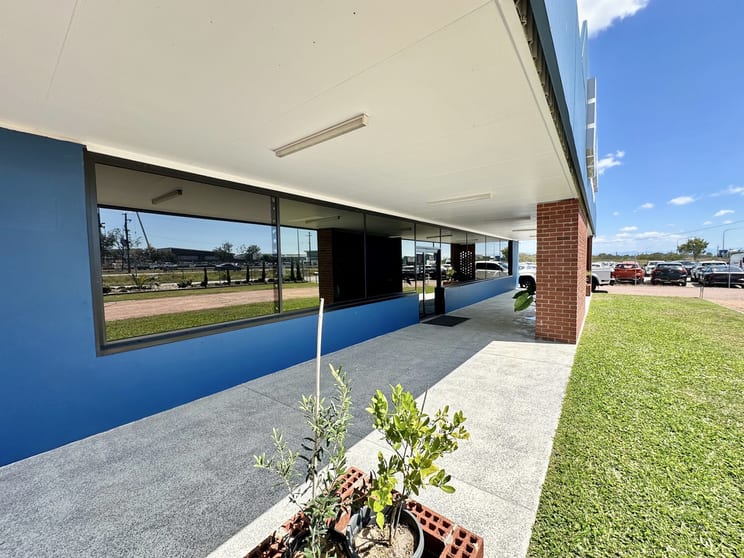 Click to view all images 460 Ingham Road Garbutt QLD 4814 - Image 3