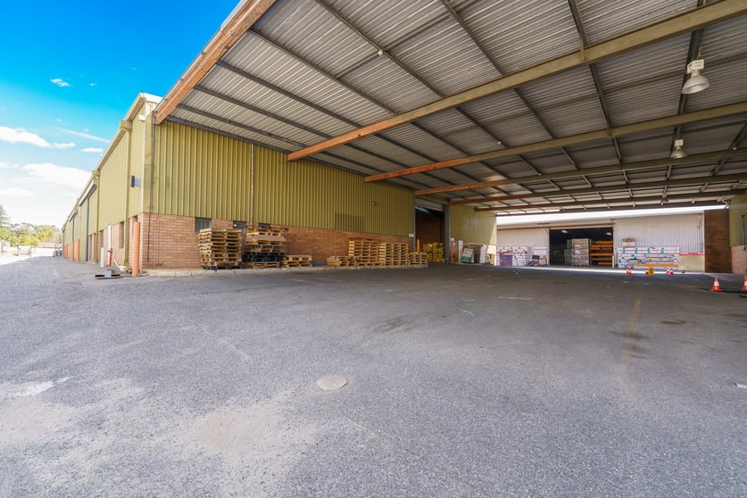 Click to view all images 1/244 Welshpool Road Welshpool WA 6106 - Image 3