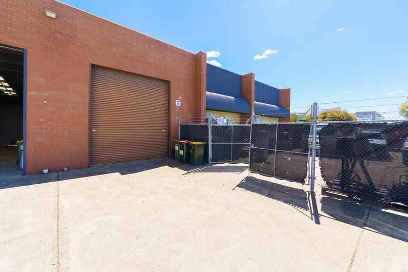 Click to view all images 1/169 Beechboro Road South Embleton WA 6062 - Image 3
