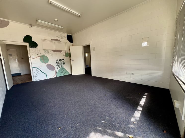 Click to view all images 30A Beach Road Christies Beach SA 5165 - Image 2