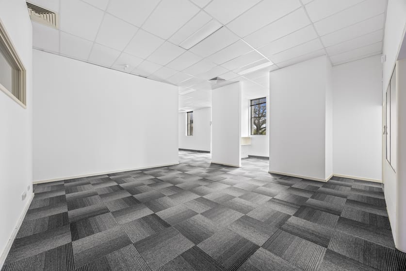 Suite 1/11 St Cedars Grove Lake Gardens VIC 3355 - Image 3