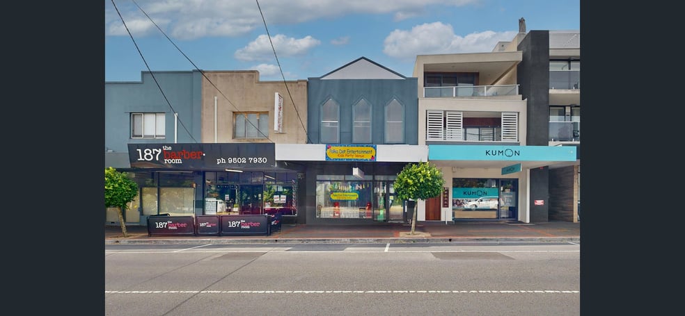 Click to view all images 2/189 Mckinnon Road Mckinnon VIC 3204 - Image 2